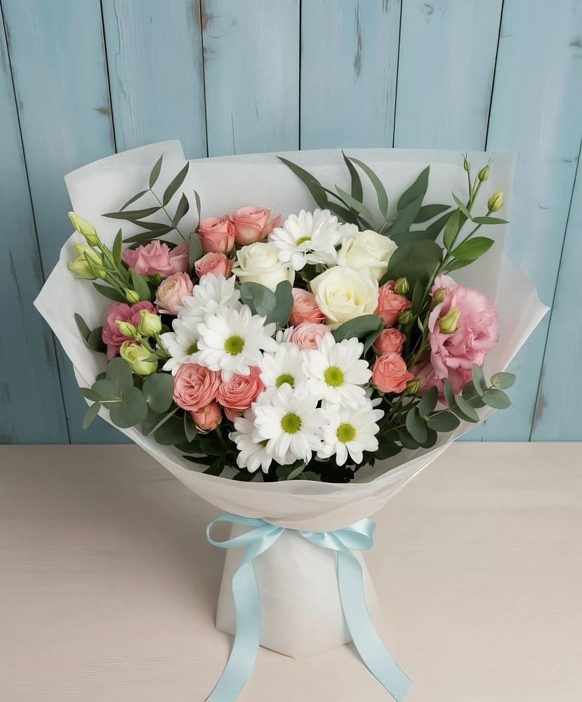 Букет цветов из: Розы, Лизиантусы и Хризантемы в Большая Глушица