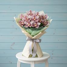 Букет цветов из:  Орхидеи и Розы #REPLACE_PRED# Большая Глушица