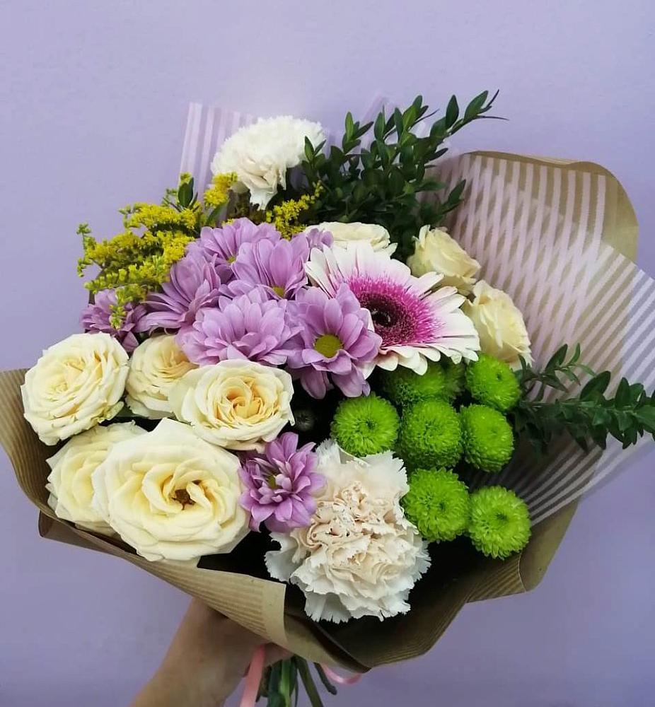 Букет цветов из: Хризантемы, Розы, Гвоздики и Герберы в Большая Глушица