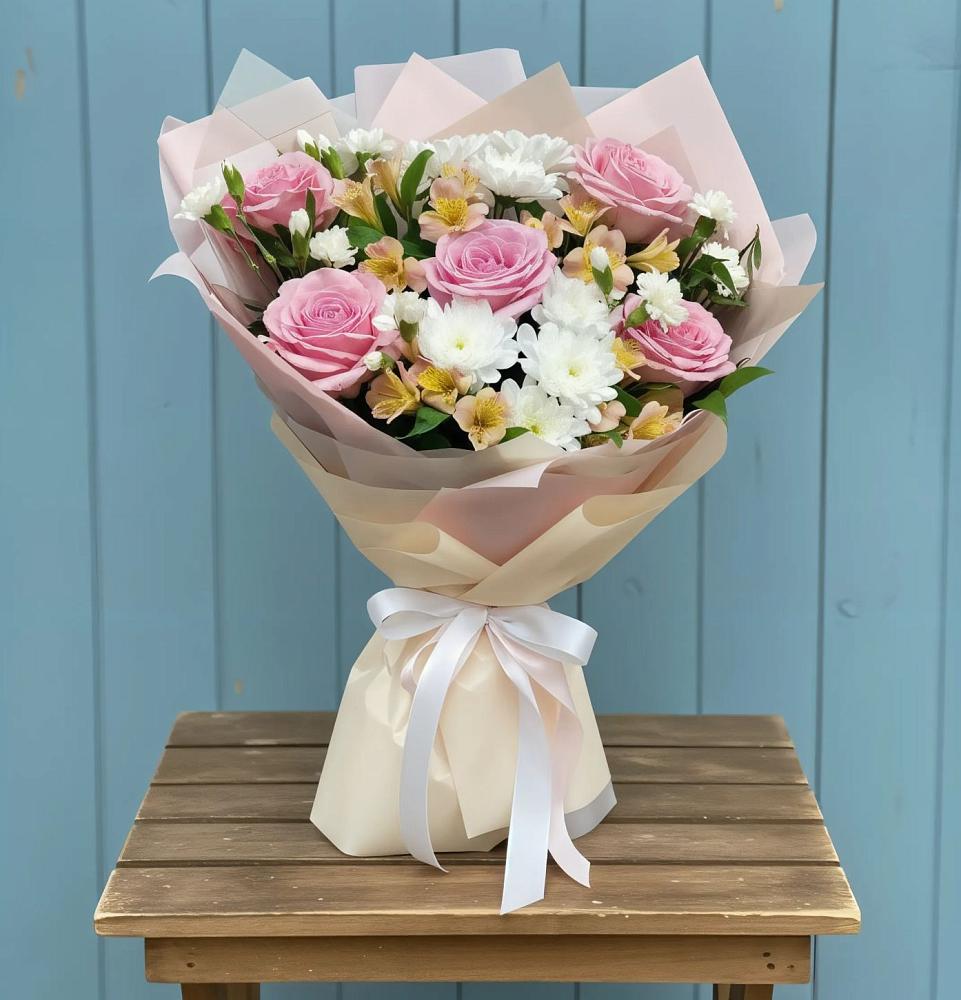 Букет цветов из: Гвоздики, Орхидеи и Розы в Большая Глушица