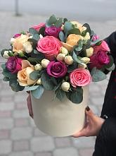 Цветочная композиция из Розы в шляпной коробке в Большая Глушица