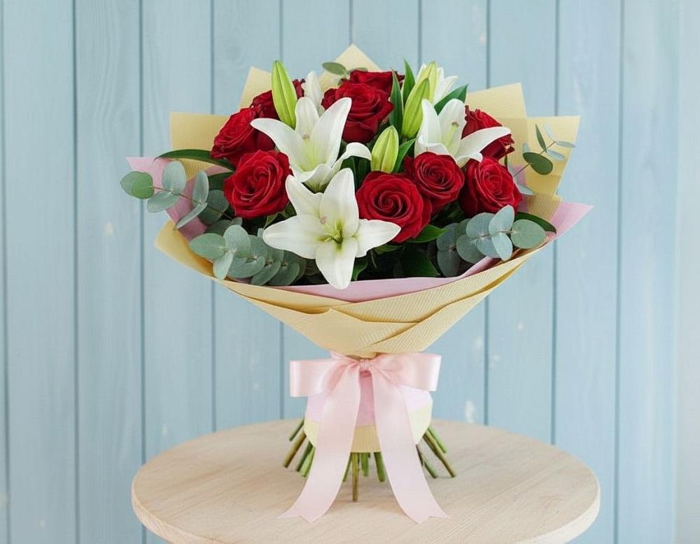 Букет цветов из: Лилии и Розы в Большая Глушица